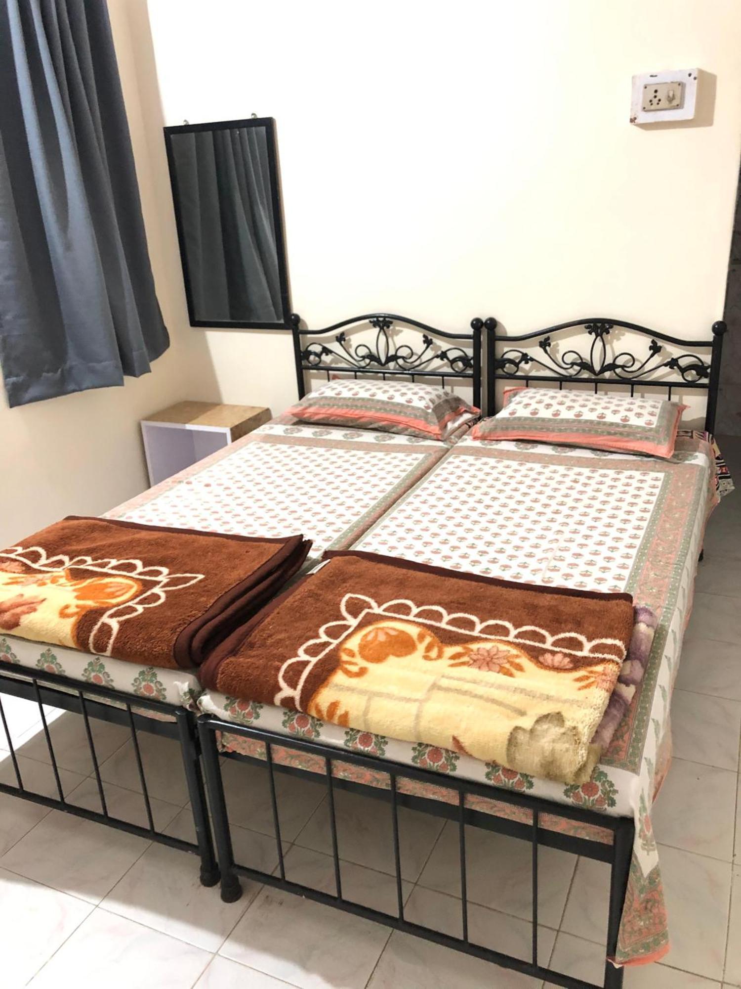 Sameena Guest House Panchgani Exteriör bild