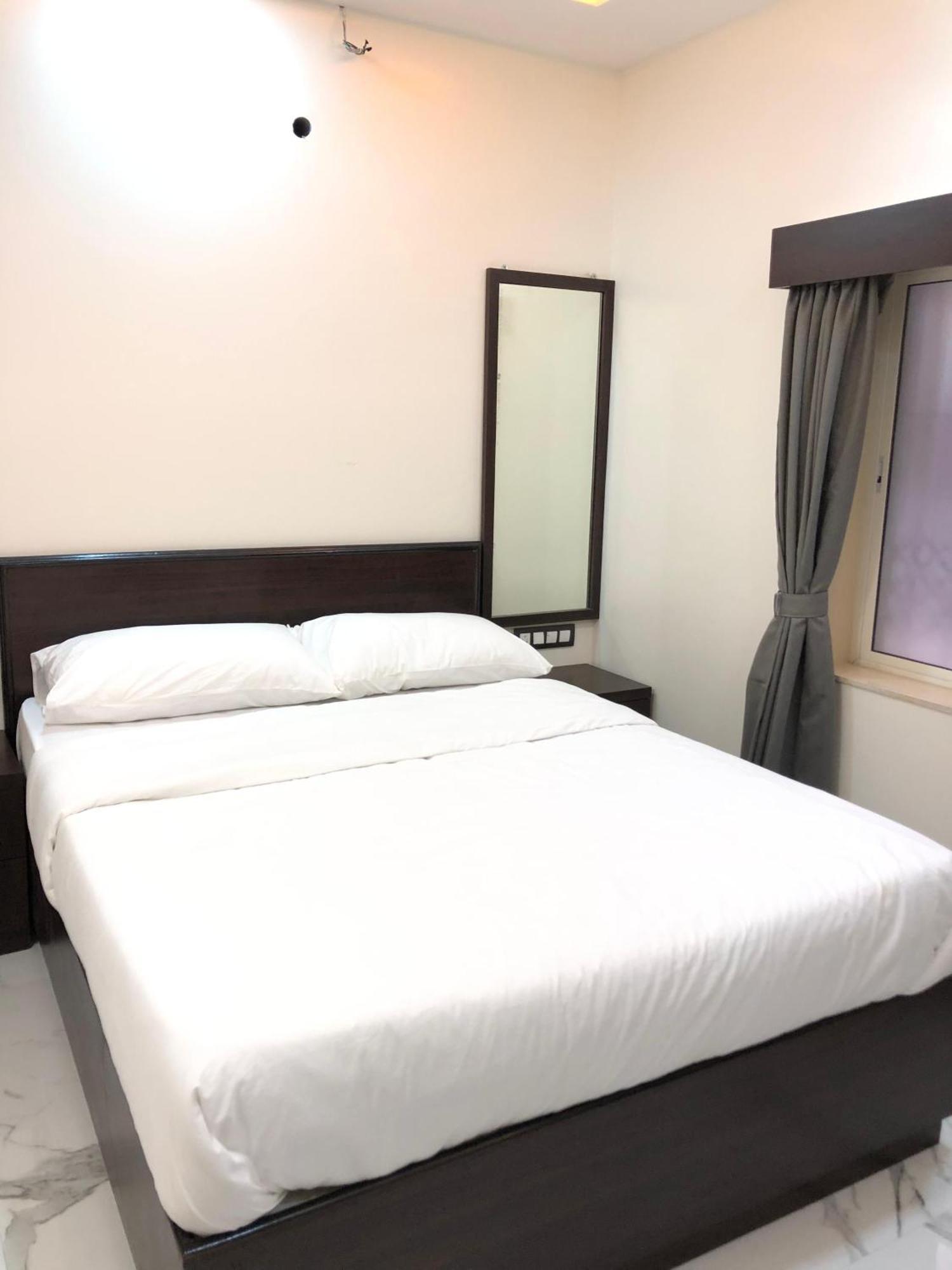 Sameena Guest House Panchgani Exteriör bild